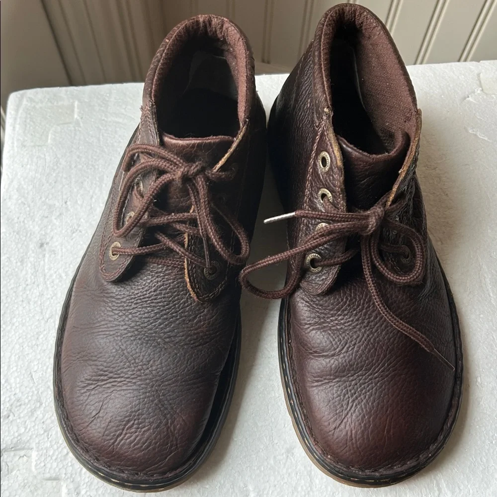 Dr. Martens unisex Rico Brown Leather laceUp Chukka ankle Boots shoes 10M/11W